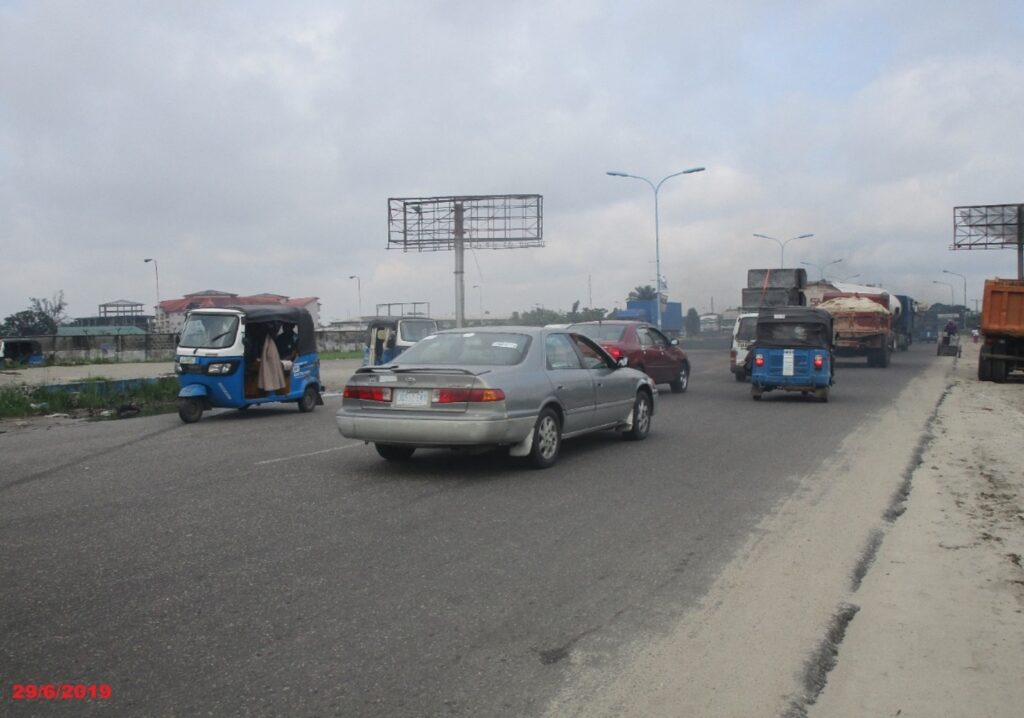 Unipole Billboard At Warri Refinery Road By PTI Junction FTT Effurun