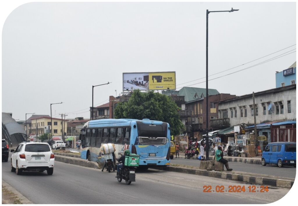 Rooftop Billboard at APARA HOUSE Along Ikorodu Road Fadeyi, Lagos